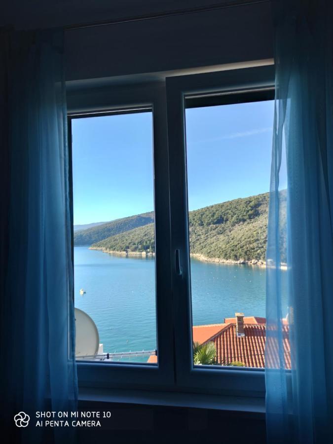 Apartment Noemi With A Direct Beach View Rabac Extérieur photo