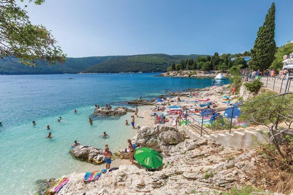 Apartment Noemi With A Direct Beach View Rabac Extérieur photo